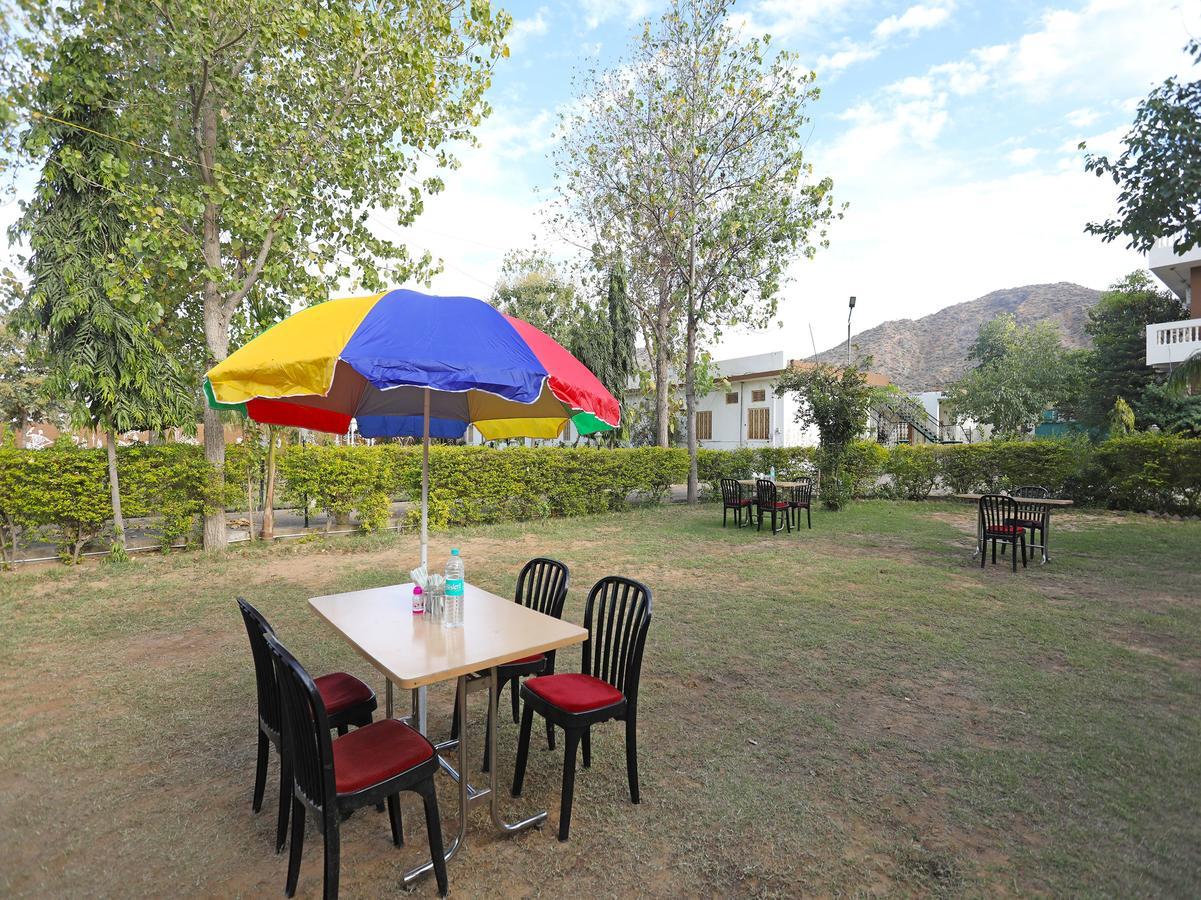 Oyo 10936 Rajasthan Resort Pushkar Dış mekan fotoğraf