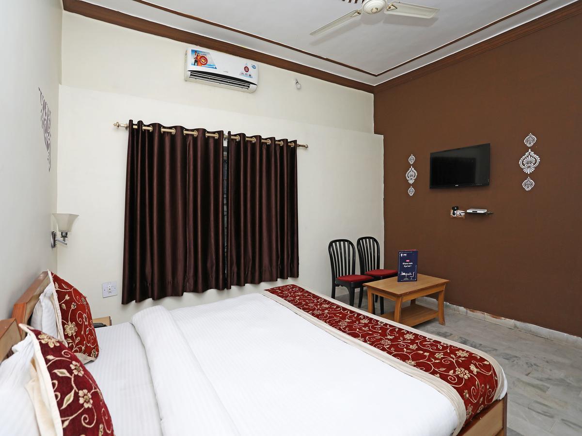 Oyo 10936 Rajasthan Resort Pushkar Dış mekan fotoğraf