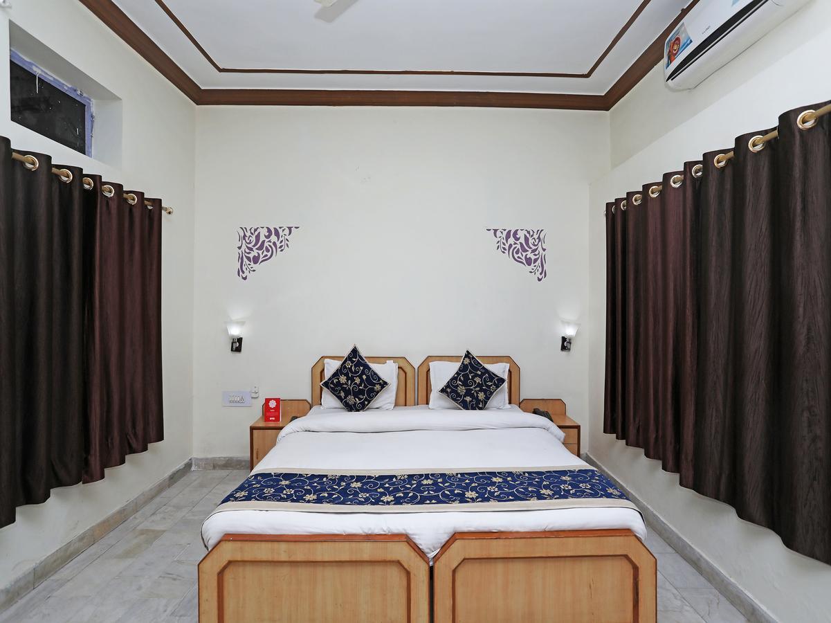 Oyo 10936 Rajasthan Resort Pushkar Dış mekan fotoğraf